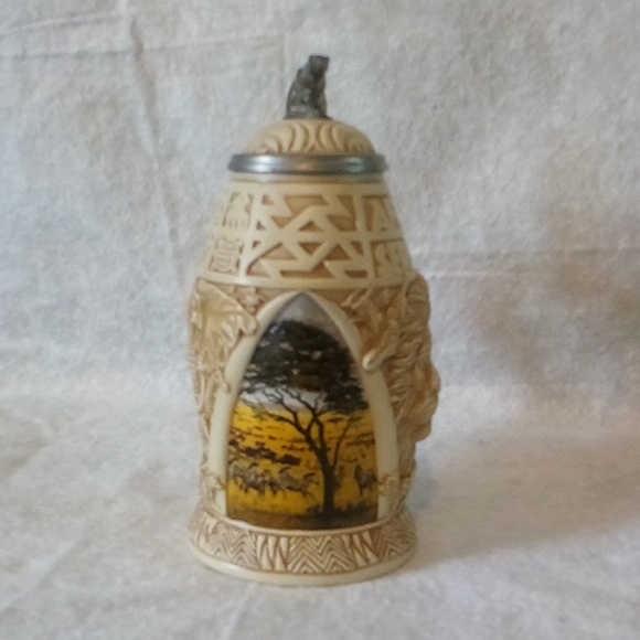 Vintage Other - Beer Stein Africa's Serengeti # 06305 beautifully done with wildlife 10"